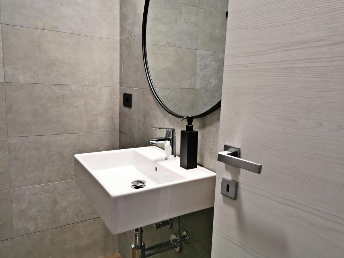 טורבולה Villa Paola B&B מראה חיצוני תמונה